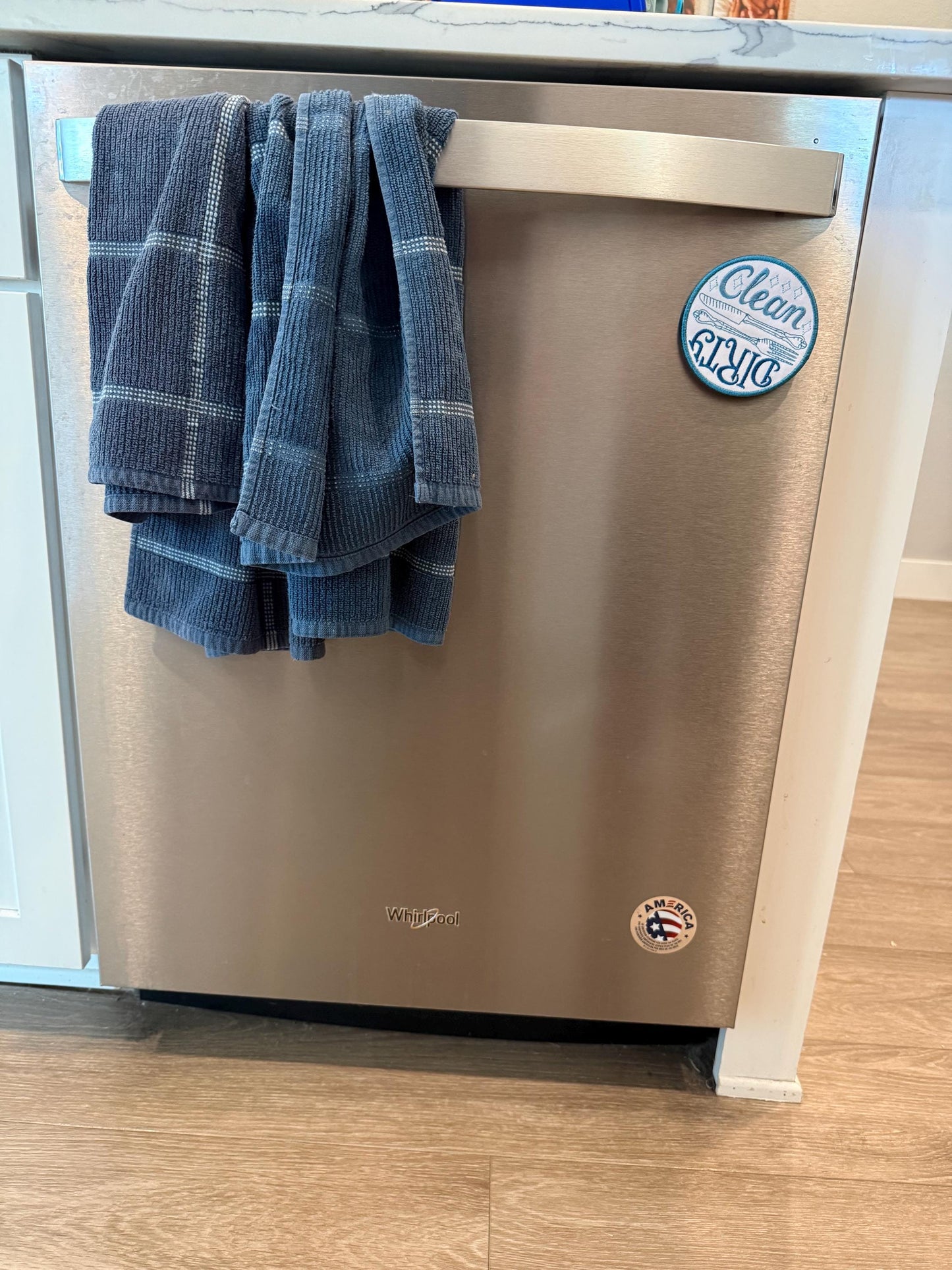 Clean Dirty Dishwasher Magnet | Funny Kitchen Decor | Reversible Dish Status Magnet | Housewarming Gift| 3.8x3.8